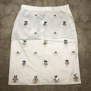 Banana Republic white satin skirt